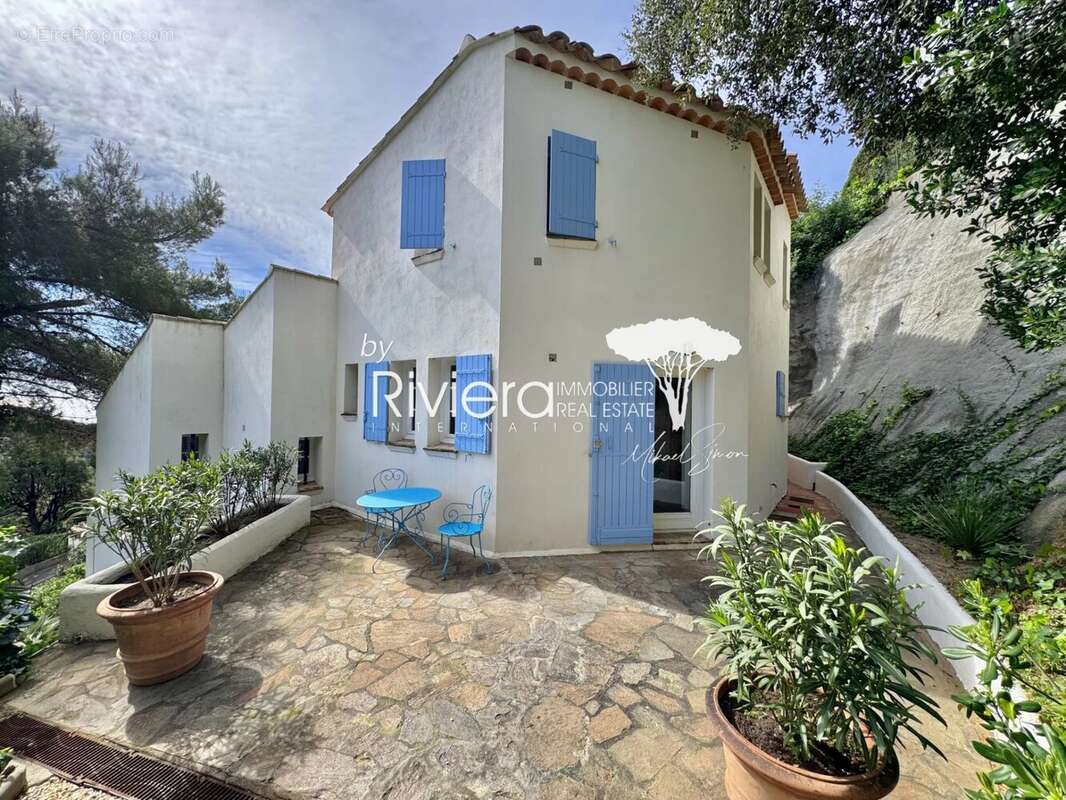 Maison à LA CROIX-VALMER