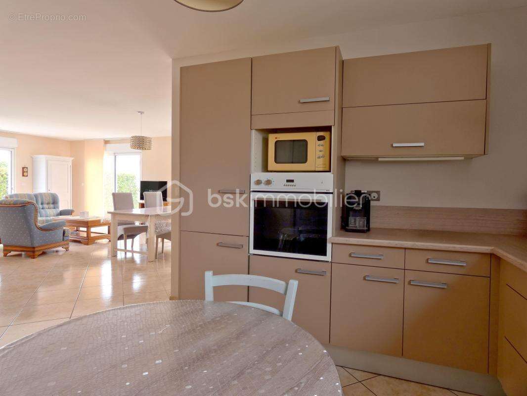 Maison à SAINT-JUST-LUZAC