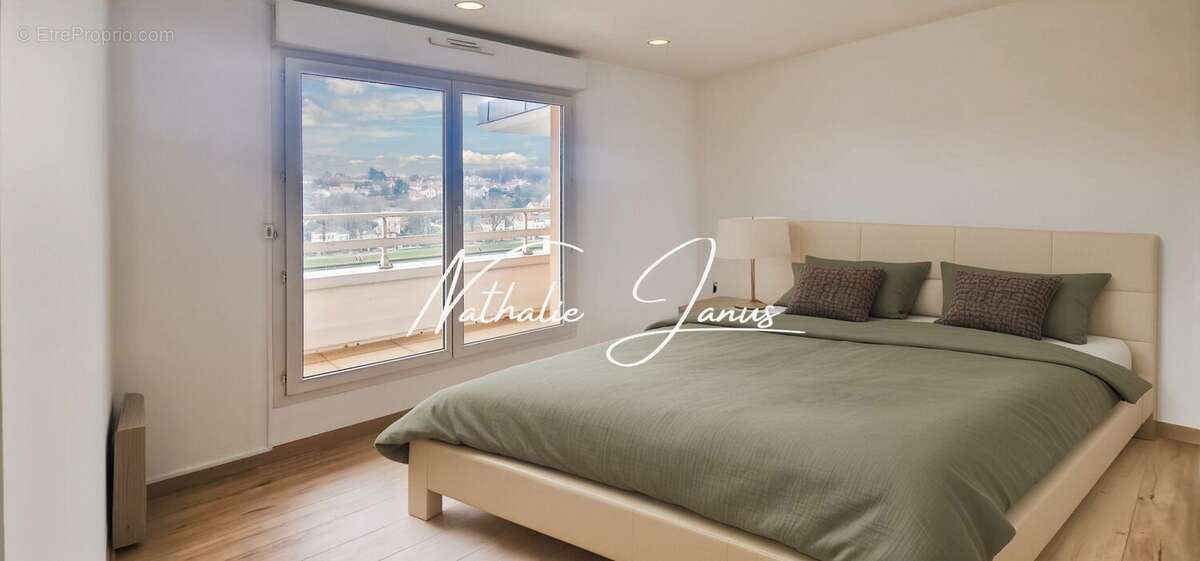 Appartement à CORBEIL-ESSONNES