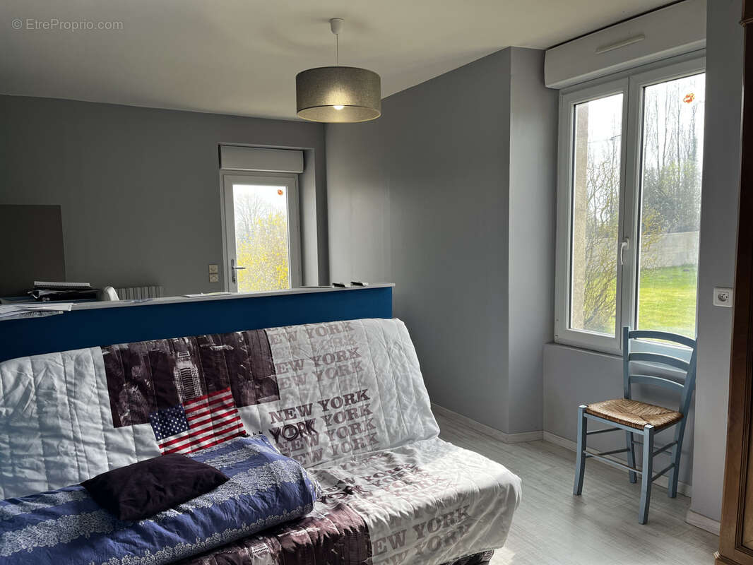 Maison à LA CHAPELLE-SAINT-LAURENT