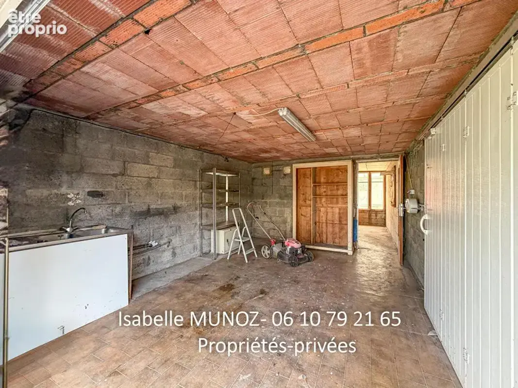Perignat Les Sarlieve : Maison F4 avec jardin, terrasse et près de 90 m² de dépendances - photo 17