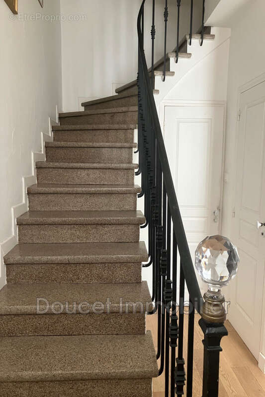 Maison à BEZIERS