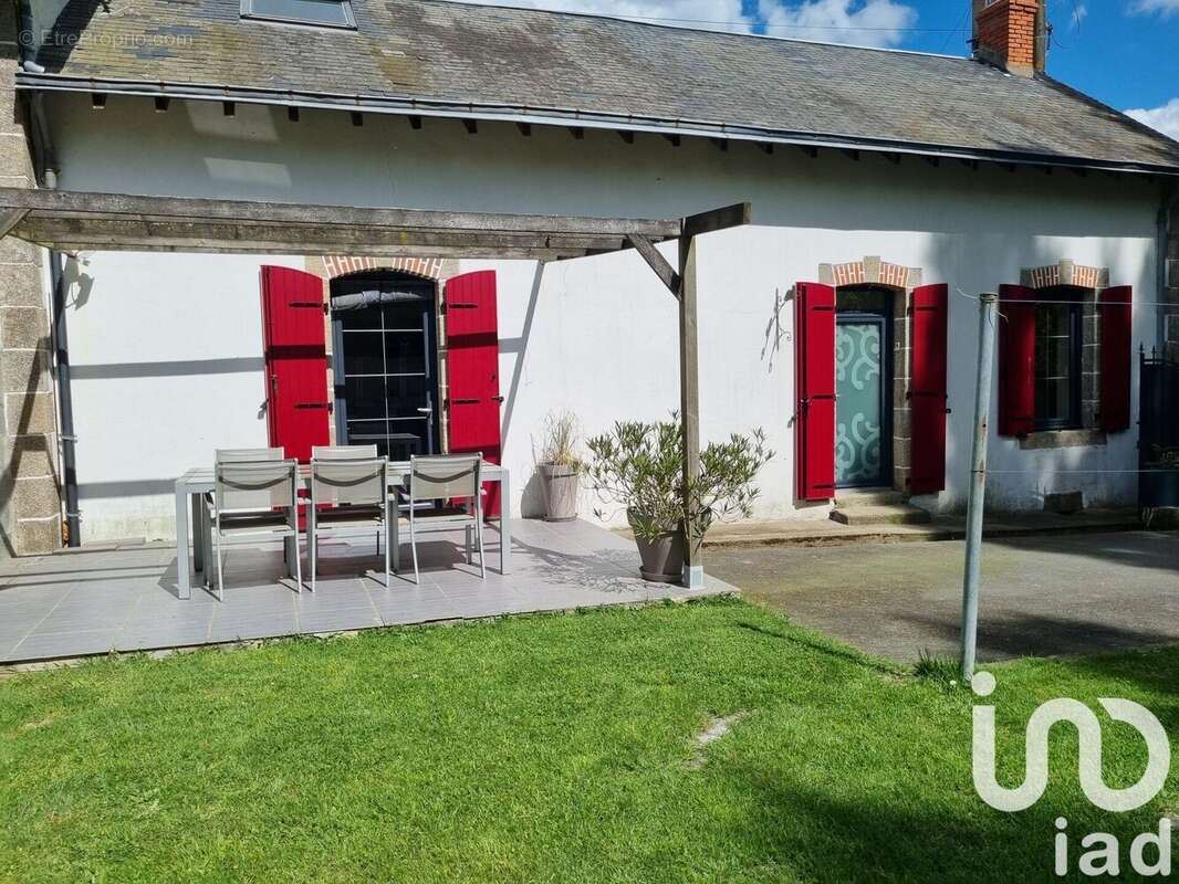 Photo 2 - Maison à CHAMBRETAUD