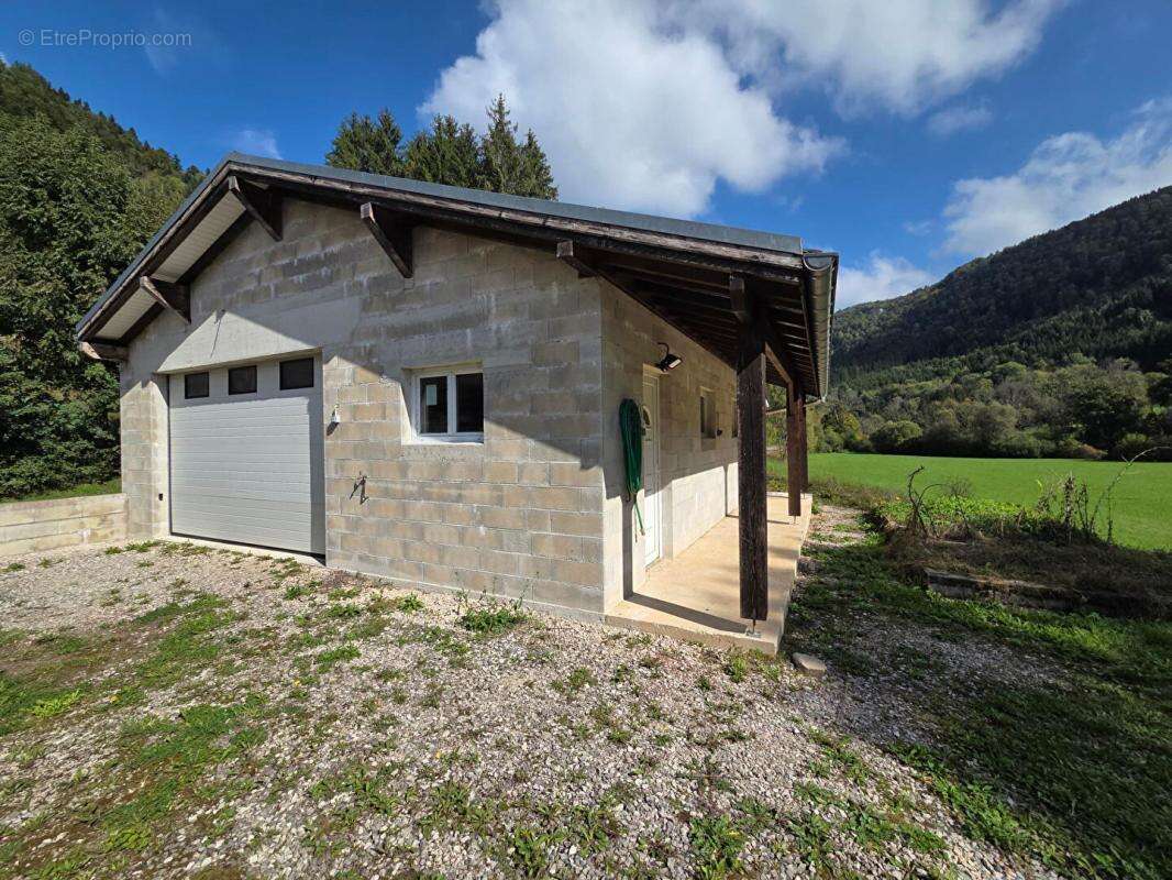 Maison 9 pieces 206m² sur 13.91 ares 299000 euros - photo 11