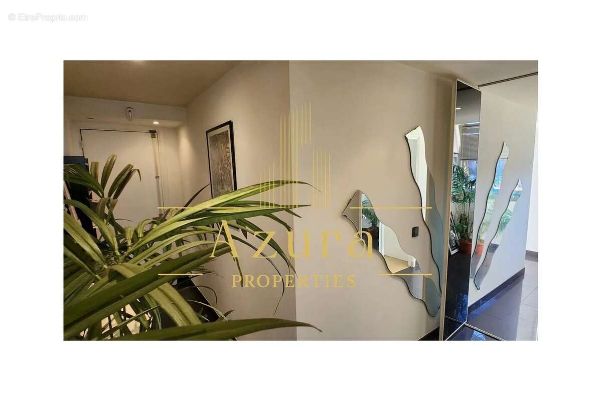 Appartement à MANDELIEU-LA-NAPOULE