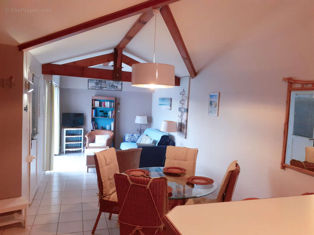 Appartement à MESCHERS-SUR-GIRONDE