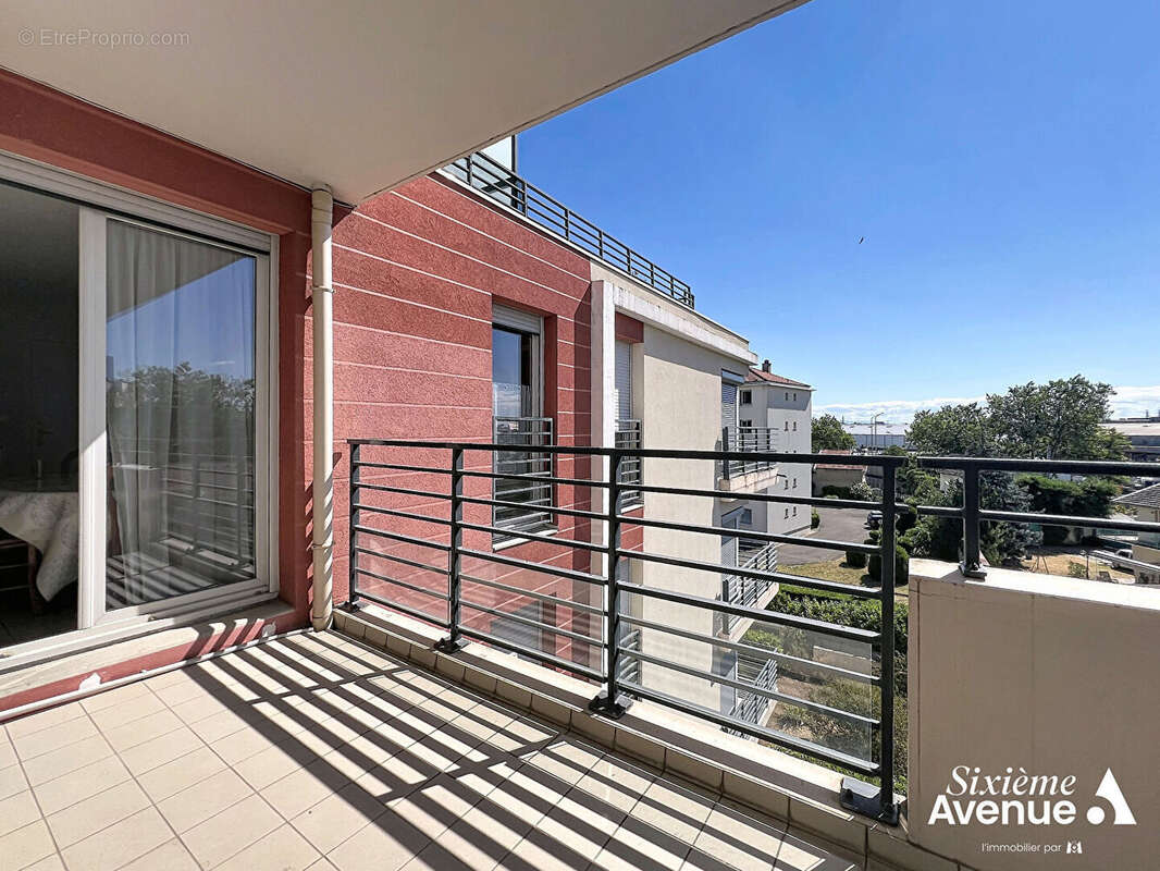Appartement à VENISSIEUX