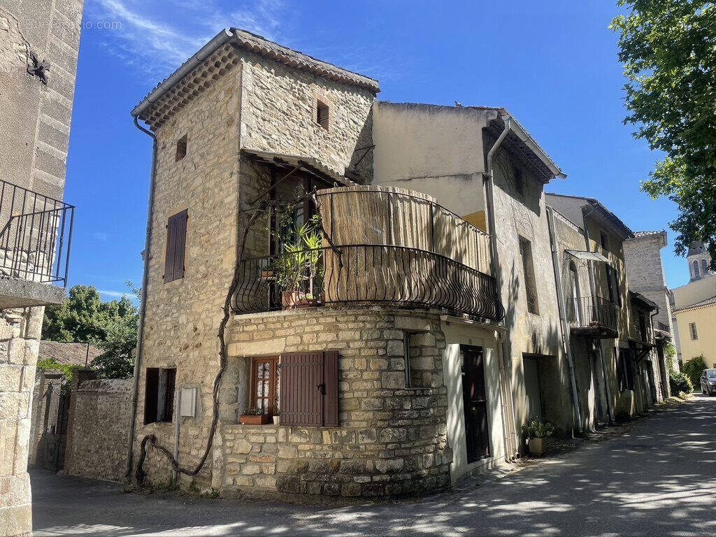 Maison à RIVIERES