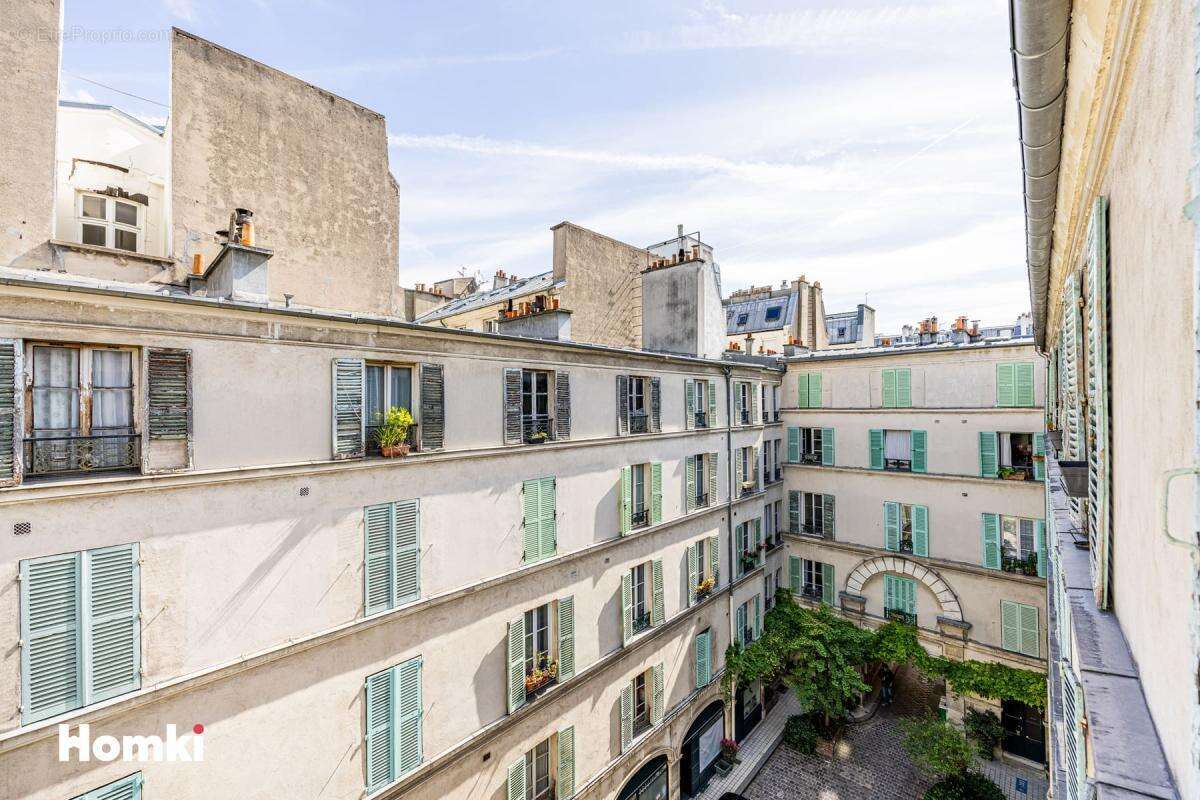 Appartement à PARIS-10E