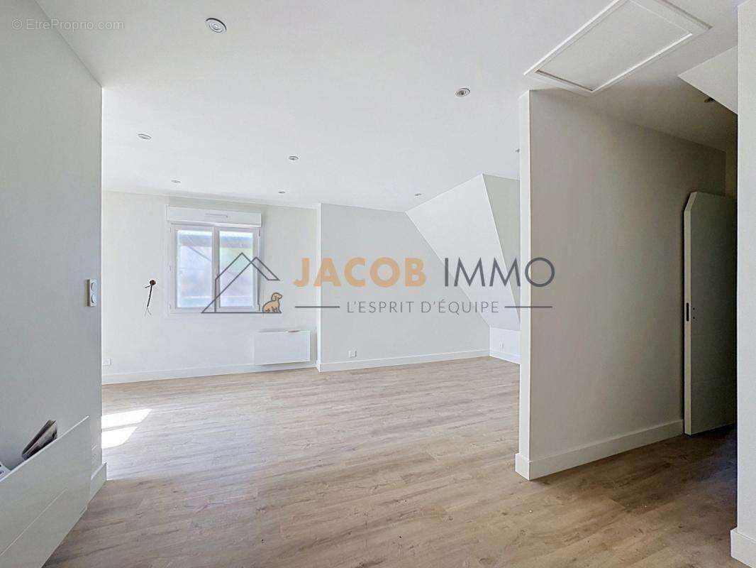 T3 neuf 58 m² – Résidence Ti Mezeg – Bourg à pied - photo 3