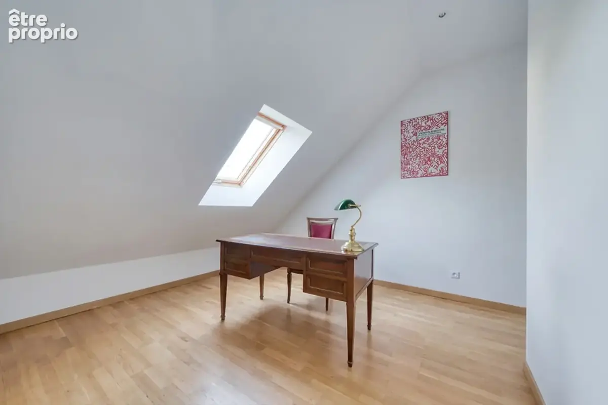 Belle et grande maison familiale - 290m2 au sol - 6 chambres - sous-sol total - photo 24
