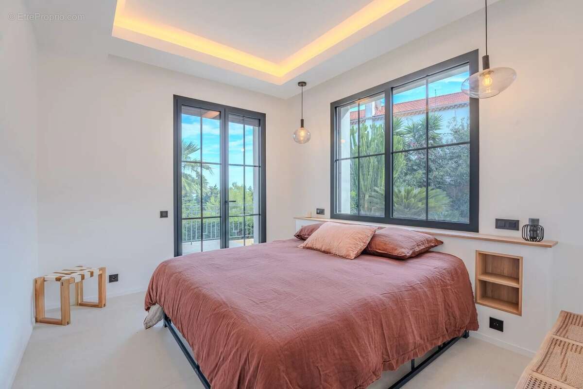 Maison à ROQUEBRUNE-CAP-MARTIN