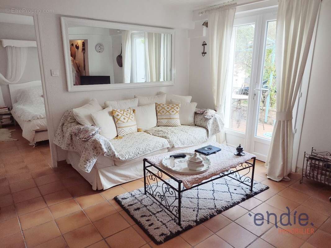 Maison à LORGUES