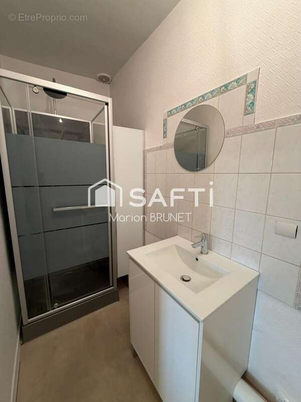 Commerce 145 m² à Montataire  - photo 3