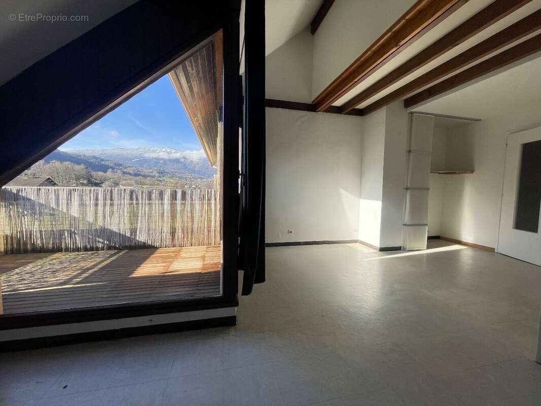 Appartement à DUINGT