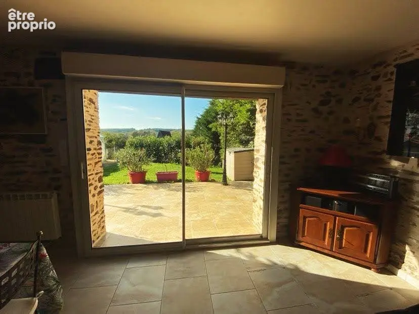 Maison Sarrazac 8 pièce(s) 210 m2 - photo 6