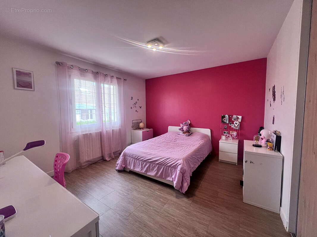 Maison à CHAUMONTEL