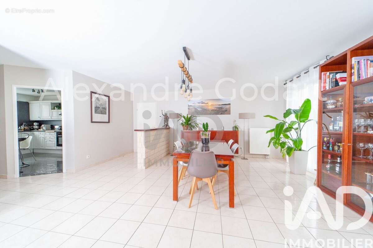 Photo 2 - Maison à MOISSY-CRAMAYEL