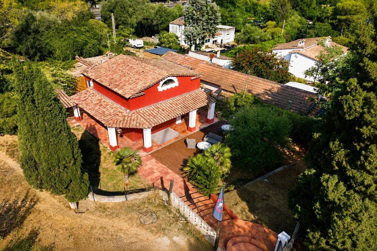 Maison à MOUGINS