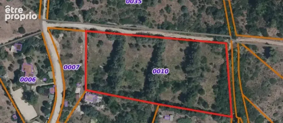 Photo Terrain à Juvignac au prix de 110 000€
