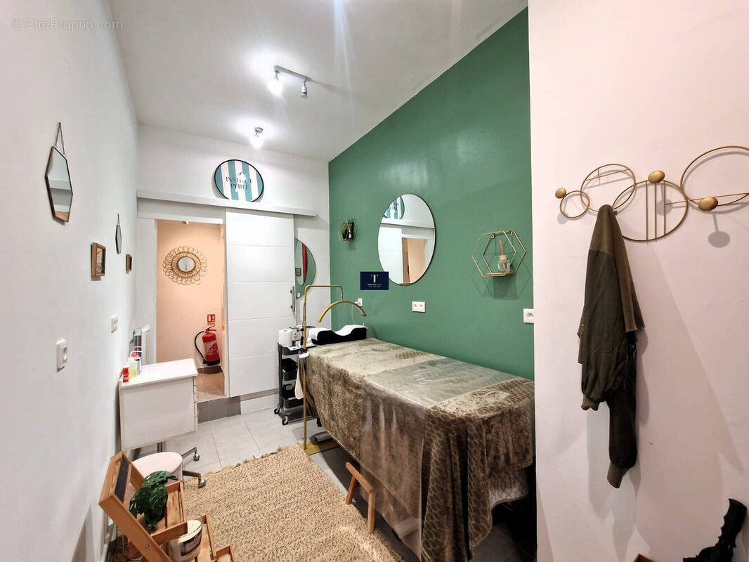 Commerce à NARBONNE