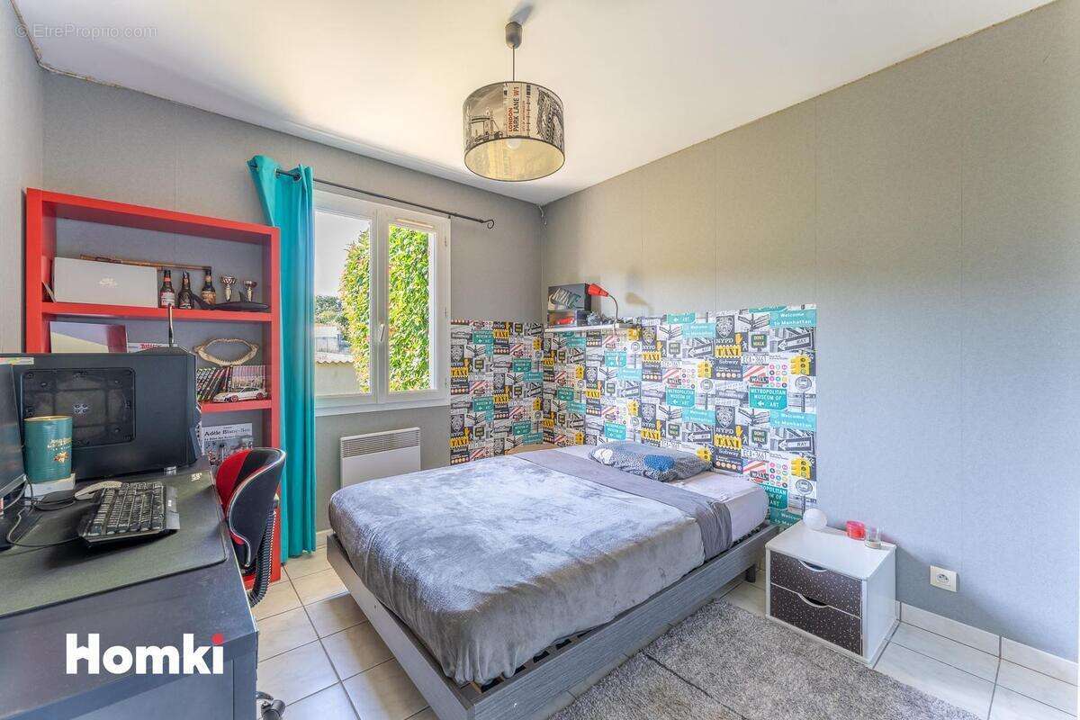 Maison à SAINT-QUENTIN-DE-BARON