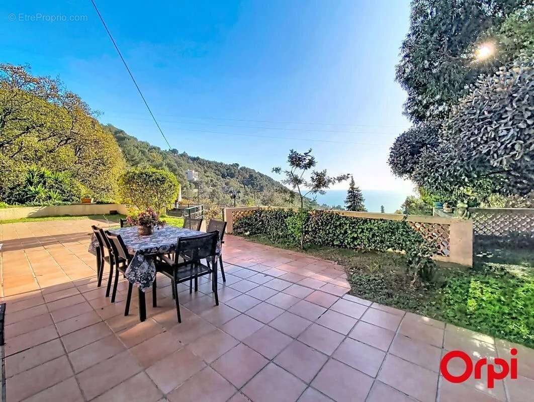 Maison à ROQUEBRUNE-CAP-MARTIN