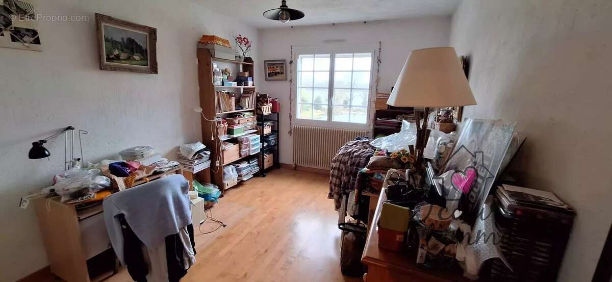 Maison à LA TESSOUALLE