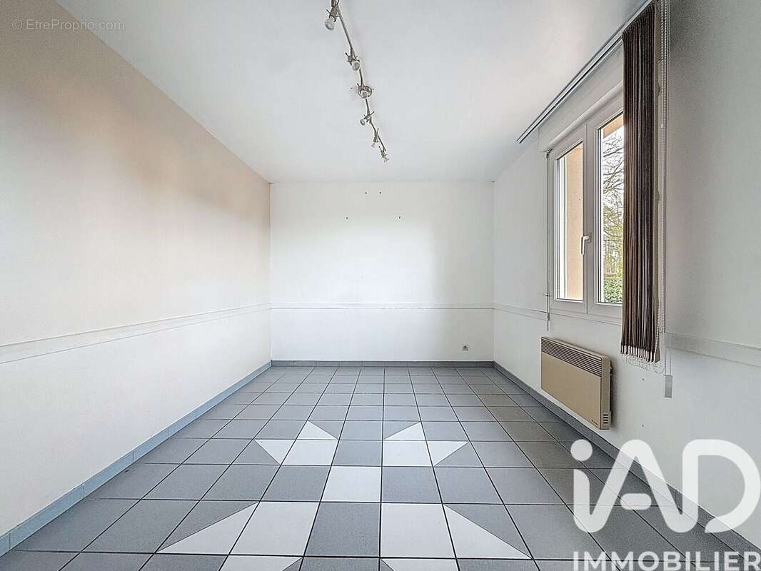 Photo 6 - Maison à LA SAUSSAYE