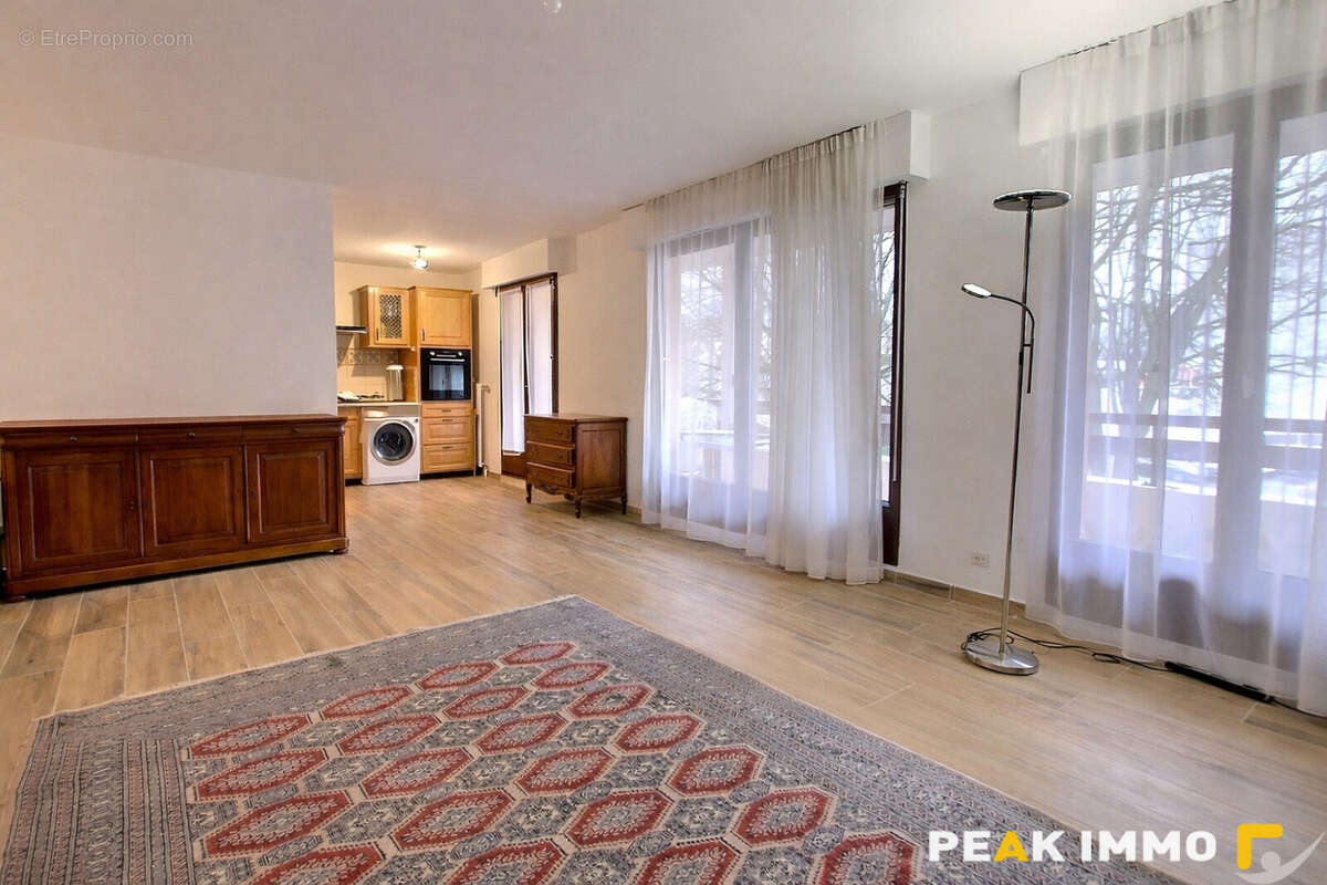 Appartement à ANNECY-LE-VIEUX