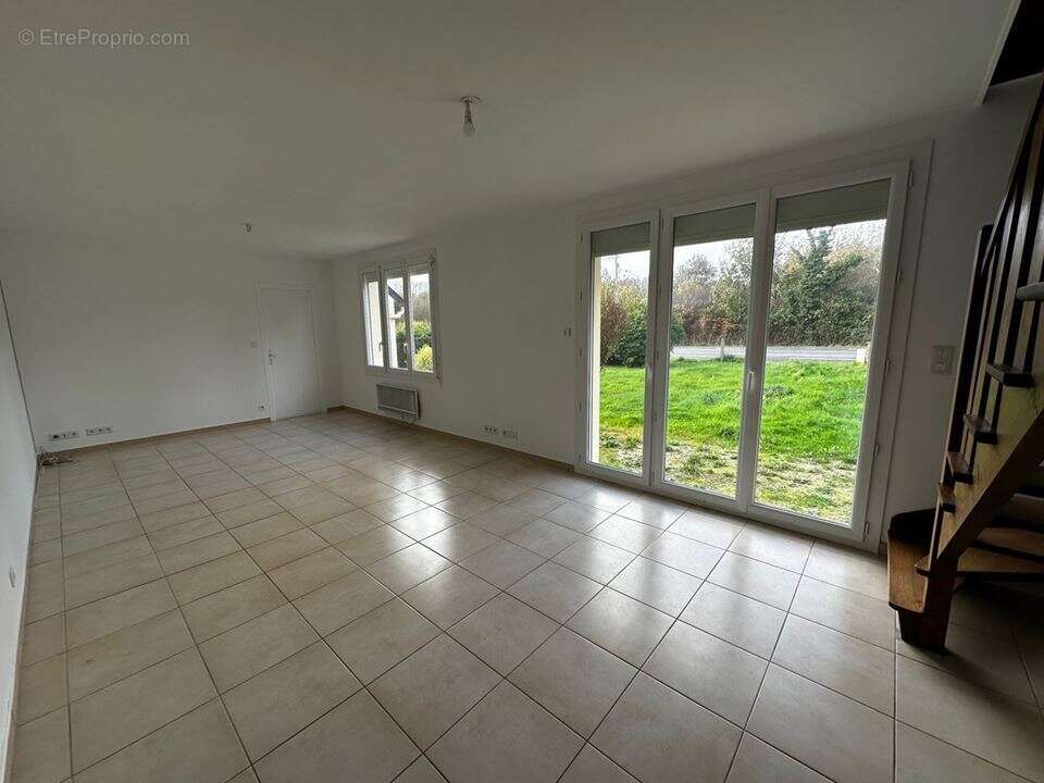 Maison à LOGONNA-DAOULAS