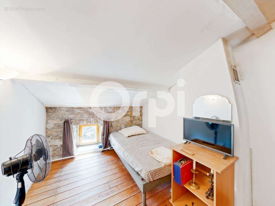 Maison à SAINT-ALBAN-AURIOLLES