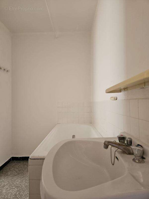 Appartement à PARIS-19E