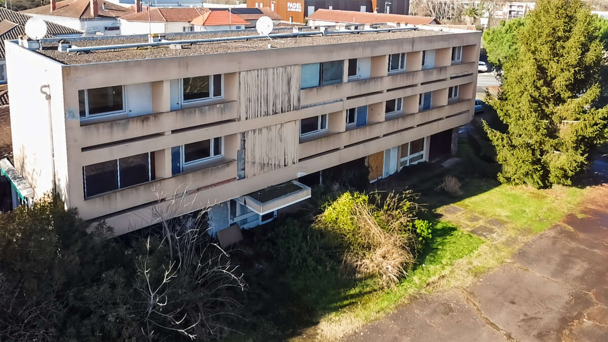 À vendre : Hôtel particulier à Saint Sever - photo 2