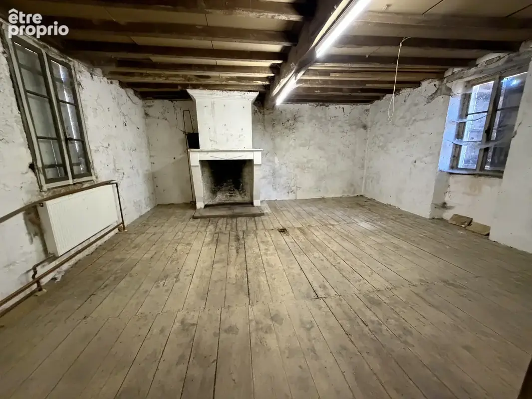 Authentique propriété en pierres à réinventer   Maison de caractère, dépendances et près de 2 hectares - photo 6