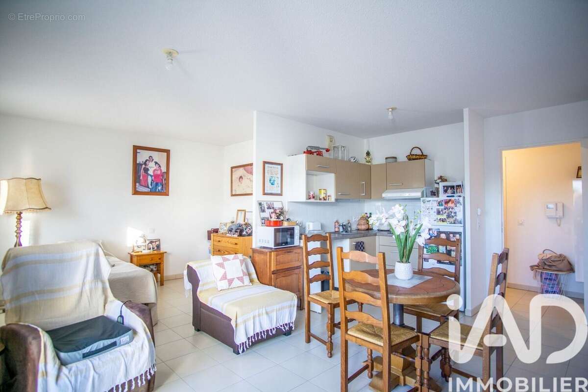 Photo 2 - Appartement à PUGET-SUR-ARGENS