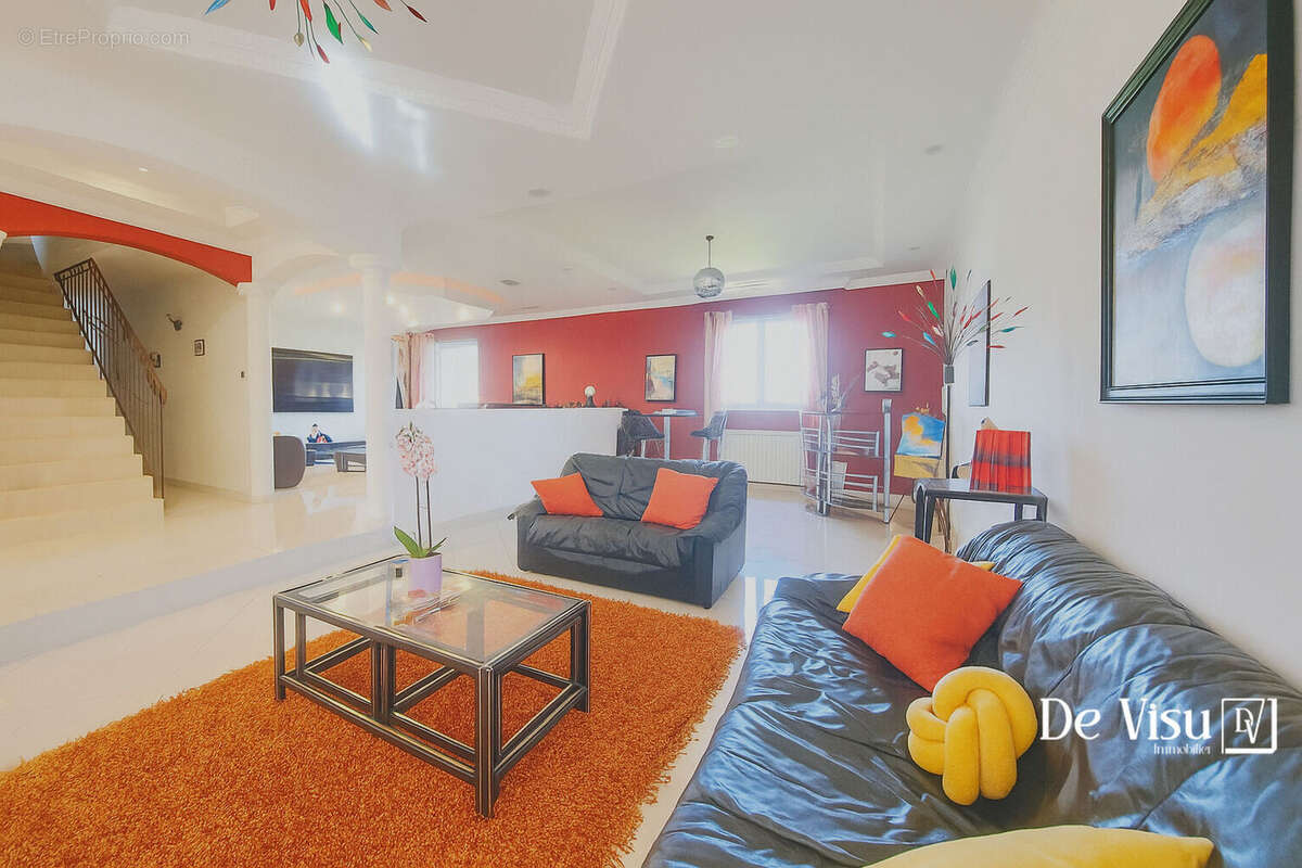 Maison à SAINT-JEAN-DE-VEDAS