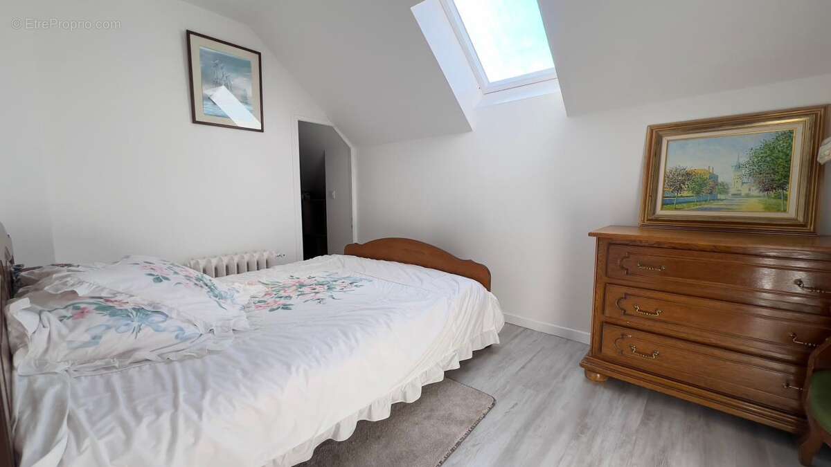 Maison à NEUILLY-SUR-MARNE