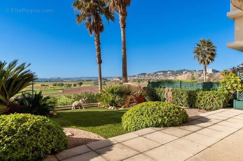 Appartement à MARSEILLE-8E