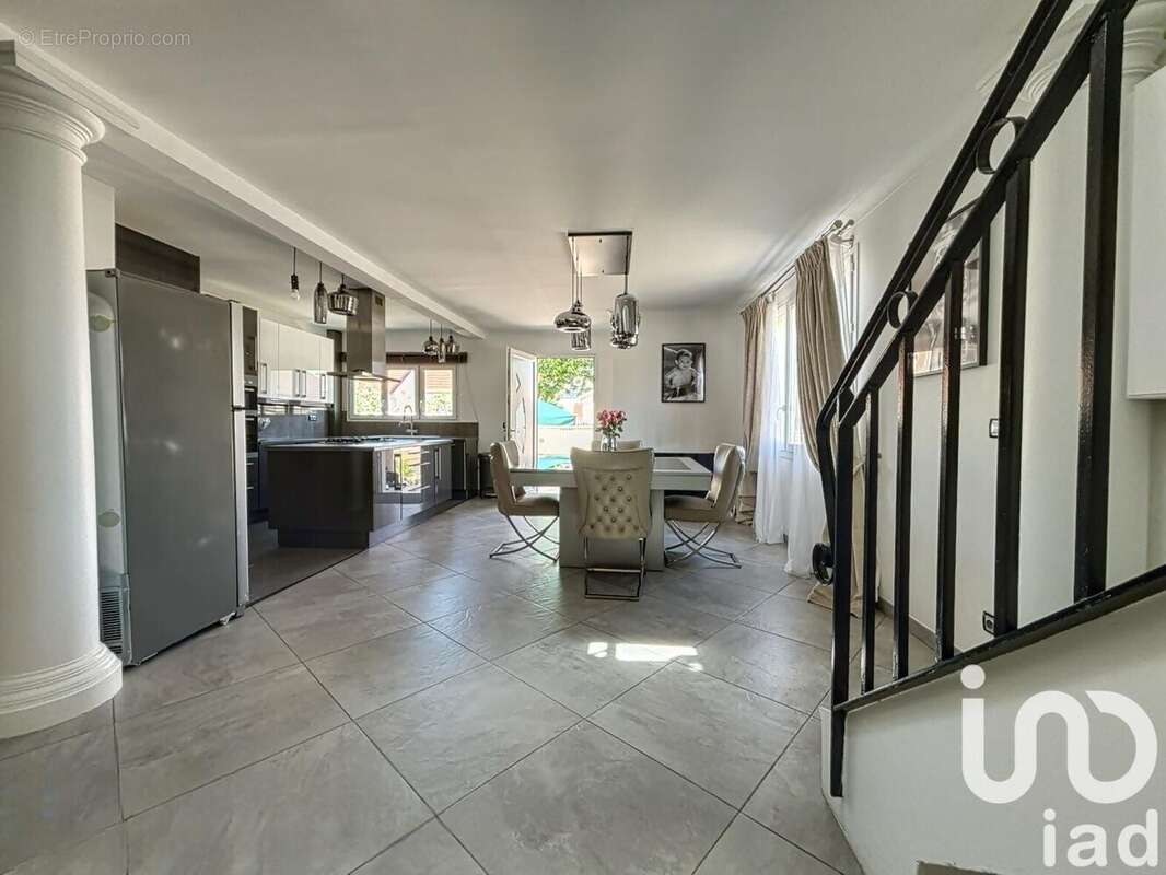 Photo 7 - Maison à MONTGERON