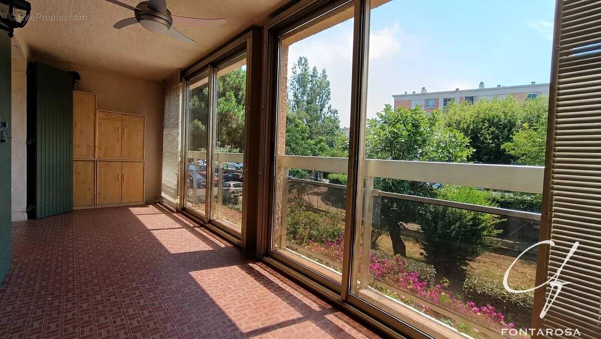 Appartement à FREJUS