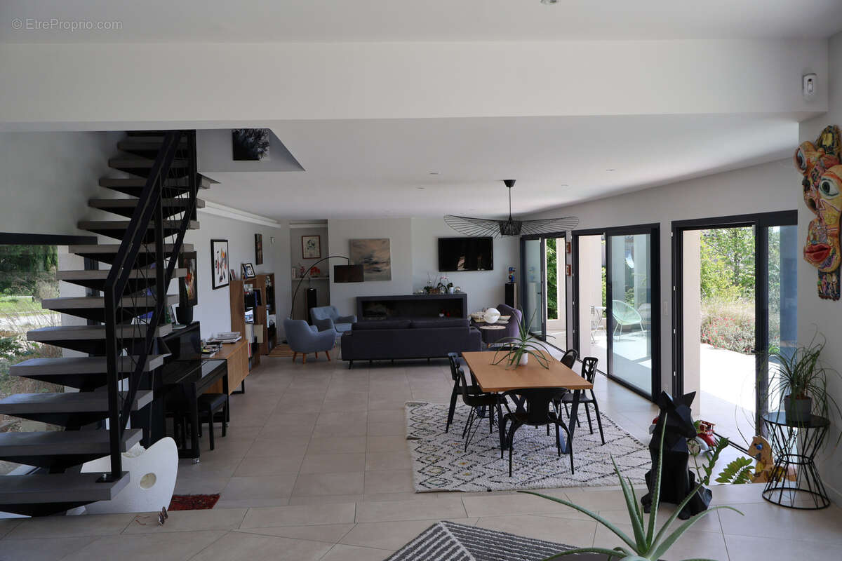 Maison à MERVILLA