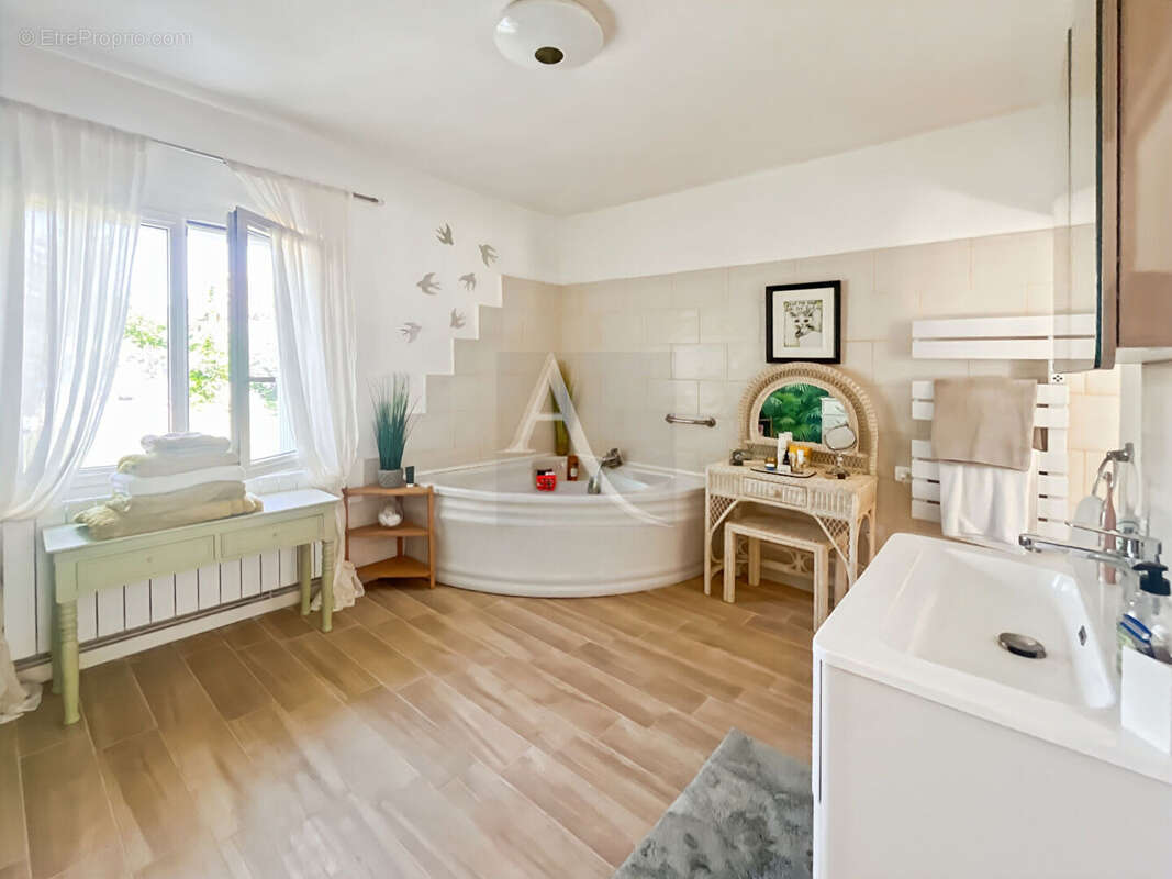 Maison à TOURNON-D&#039;AGENAIS