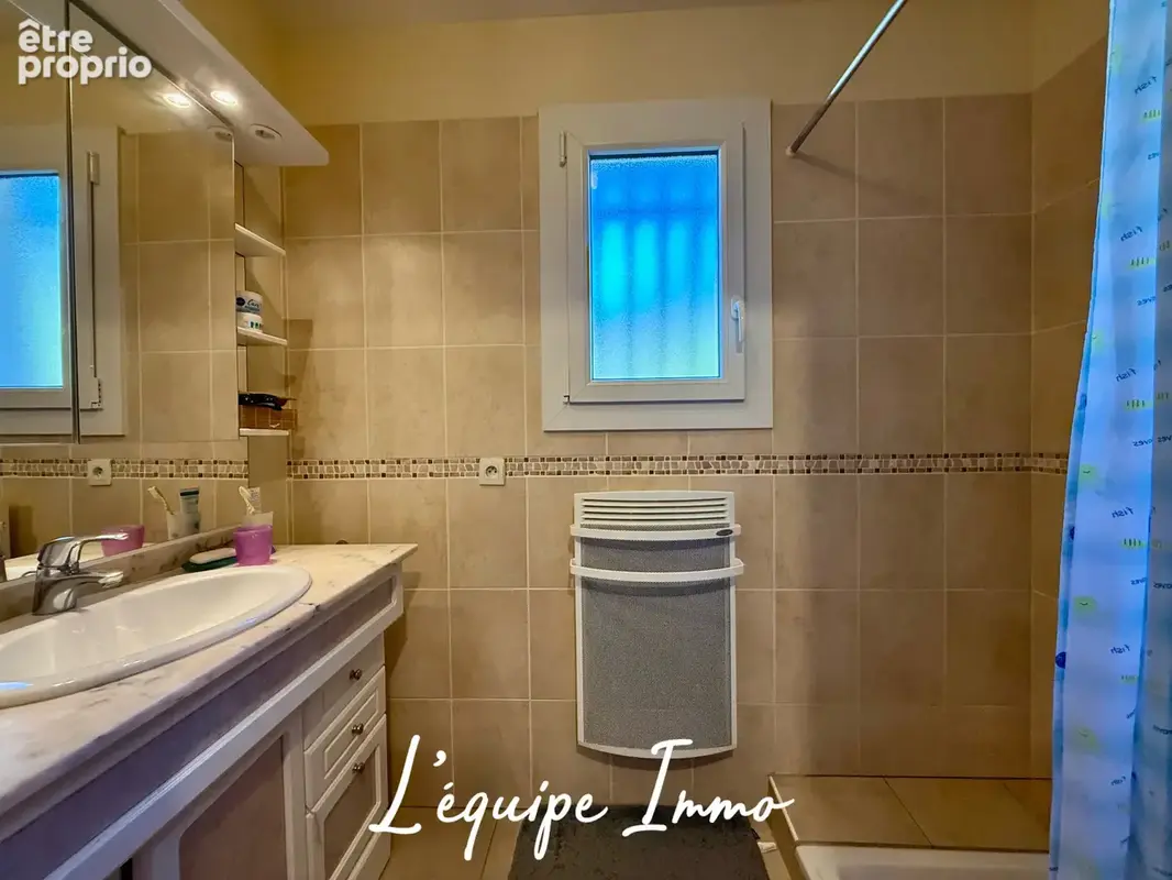 Maison familiale de 204 m2   Piscine   Environnement naturel privilégié - photo 10