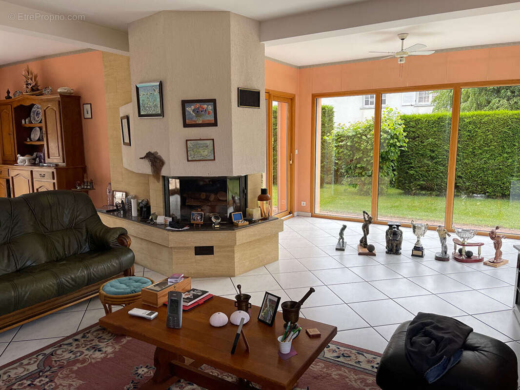 Maison à COUTERNON
