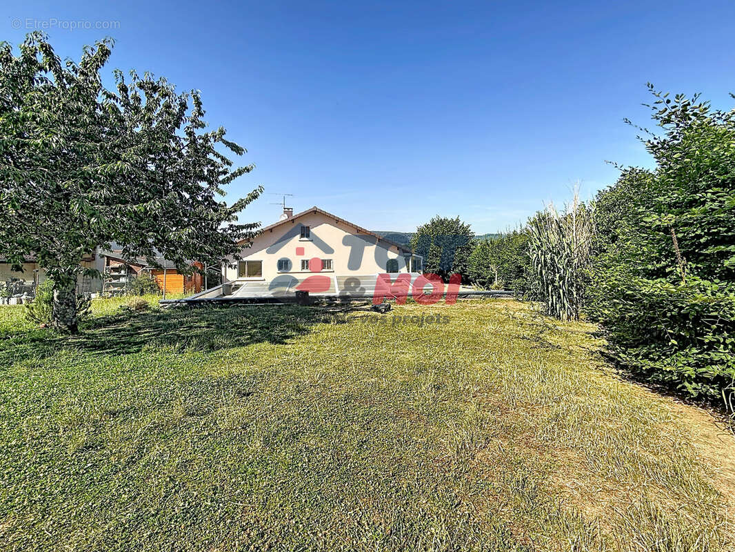 Maison d’exception sur les hauteurs de Vesoul   Vue lac, piscine couverte et grands volumes - photo 22