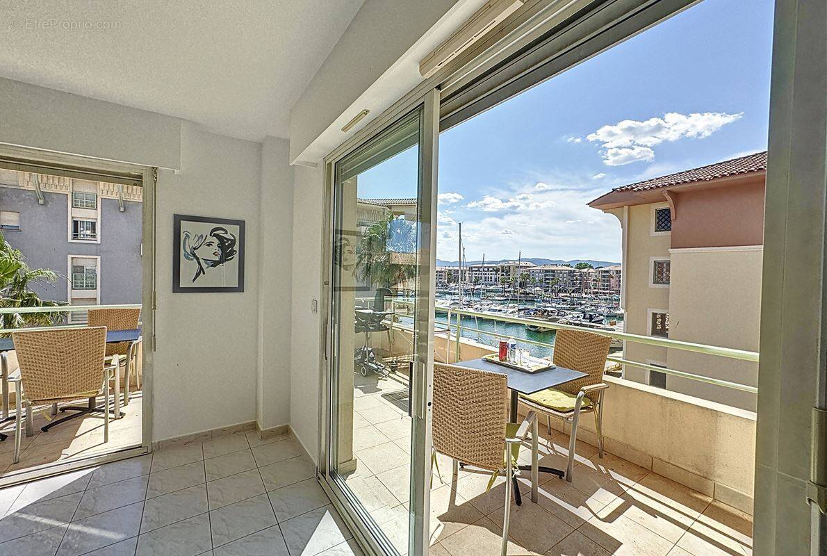 Appartement à FREJUS
