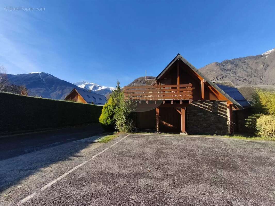 Maison à JUZET-DE-LUCHON