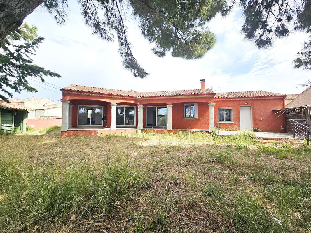 Maison à MAILHAC