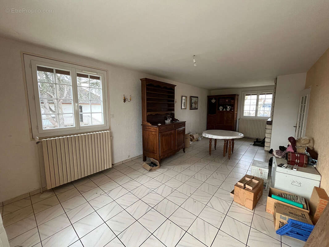 Maison à SERMOISE-SUR-LOIRE